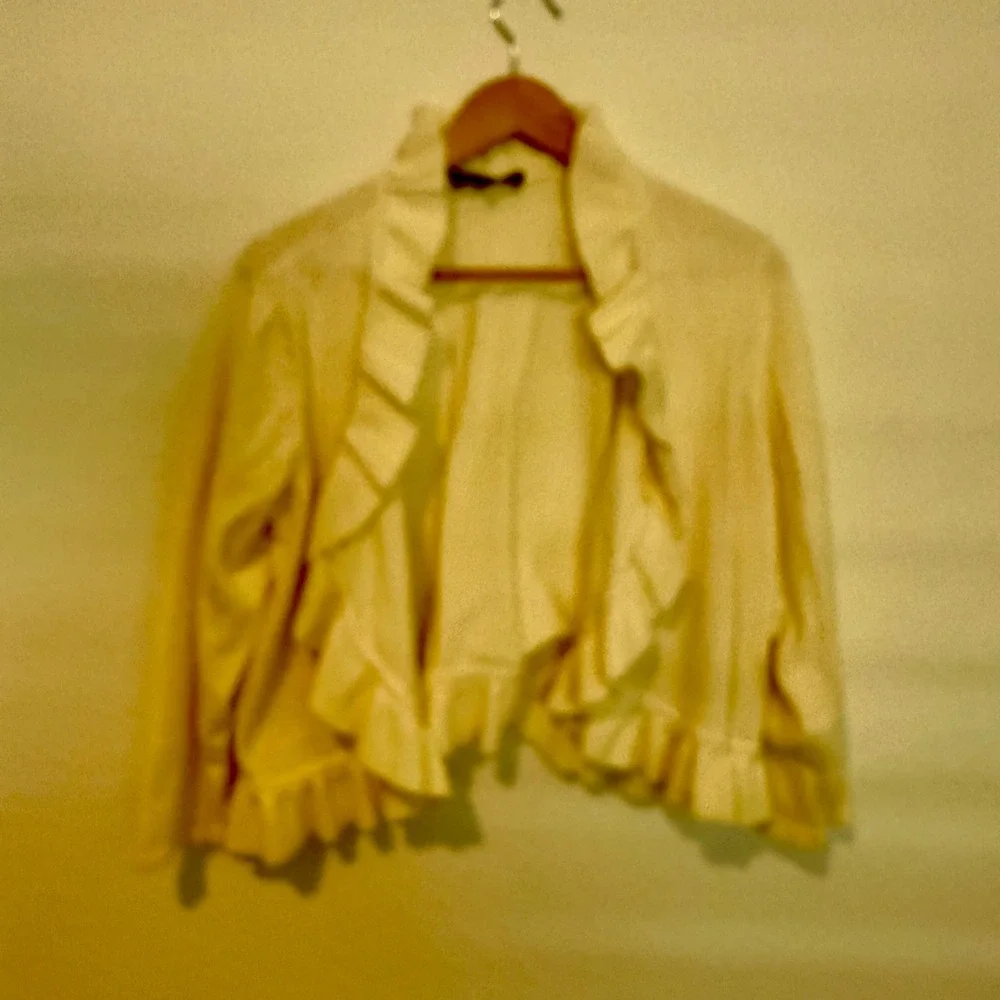 Jones New York Cardigan Women 1X White Ruffle Trim Open Front Shrug